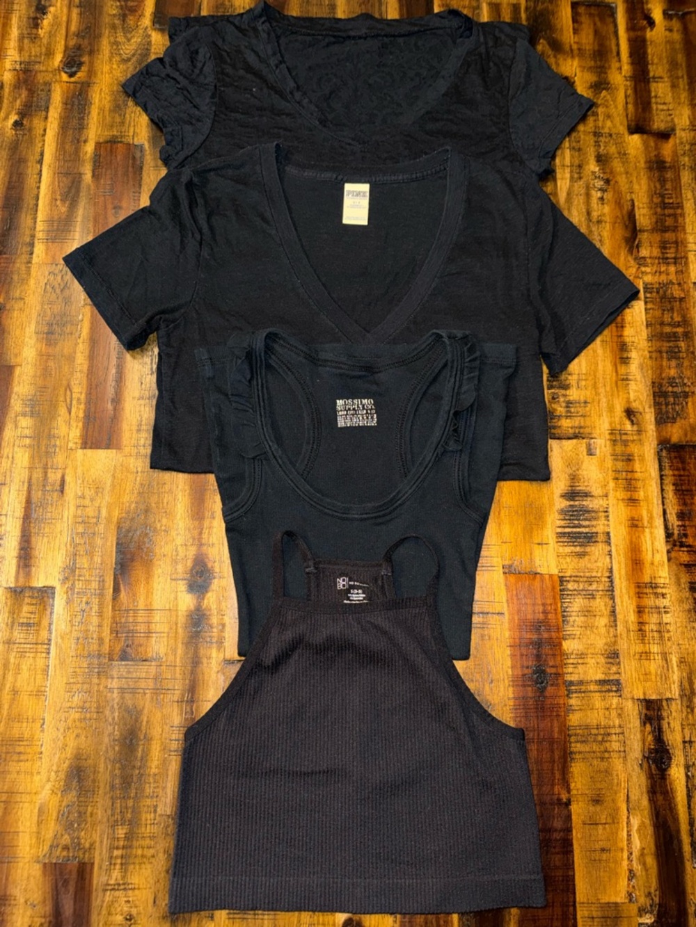 BUNDLE of 4 women's all black t-shirts/tank tops XS/S PINK/Mossimo/unknown